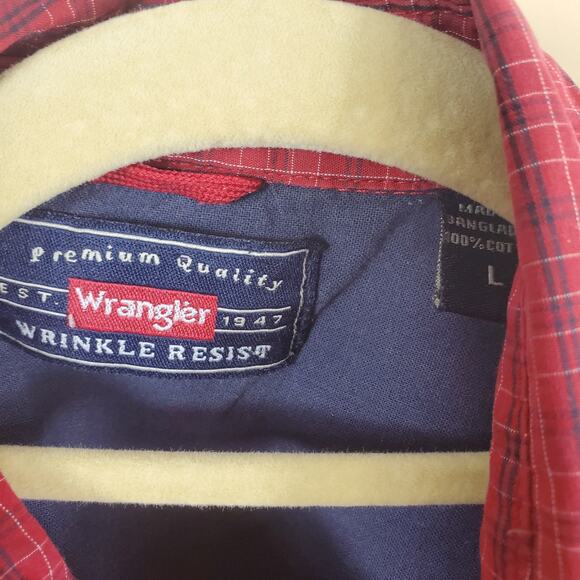 Wrangler Grid Print Wrinkle Free Button Up Size L - Picture 10 of 11